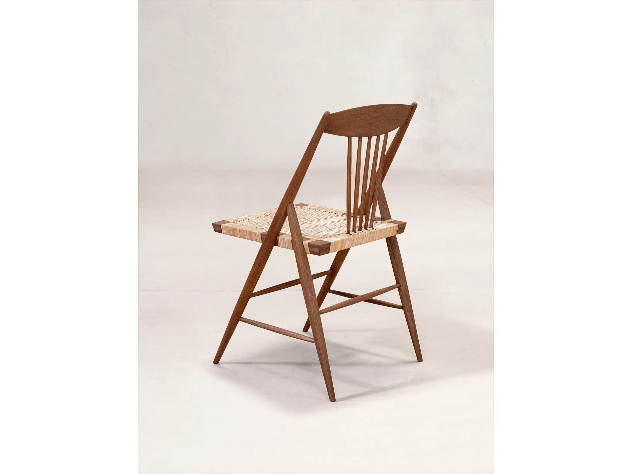 Стул из тикового дерева Phantom Hands Нитьян Унникришнан ARCH-00067938 - Вид №3