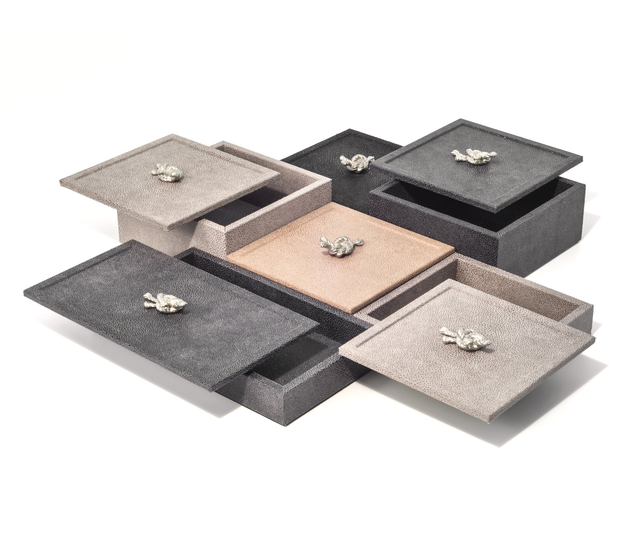 Квадратная коробка Thalia - 17,5X17,5XH8 см / металлическая отделка_хром / ari-leather_coffee Pinetti 00.0142.037.015 - Вид №3