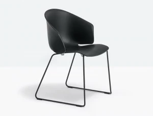 Pedrali Стул из полипропилена, штабелируемый салазками Grace 411