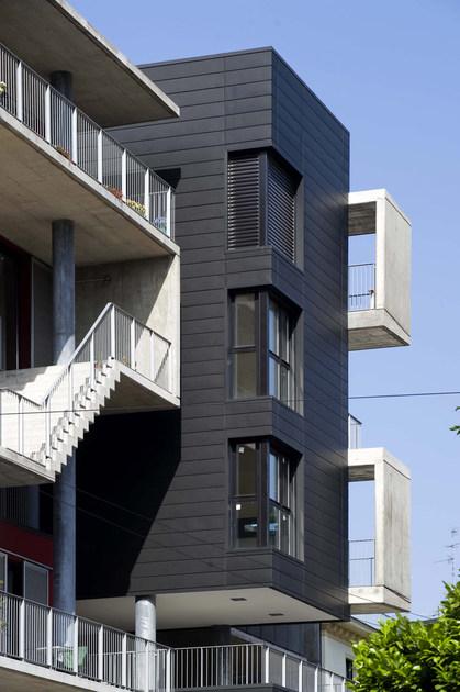 VMZINC Вентилируемый фасад из титан-цинка с ламелями sun-id-1390022 - Вид №21