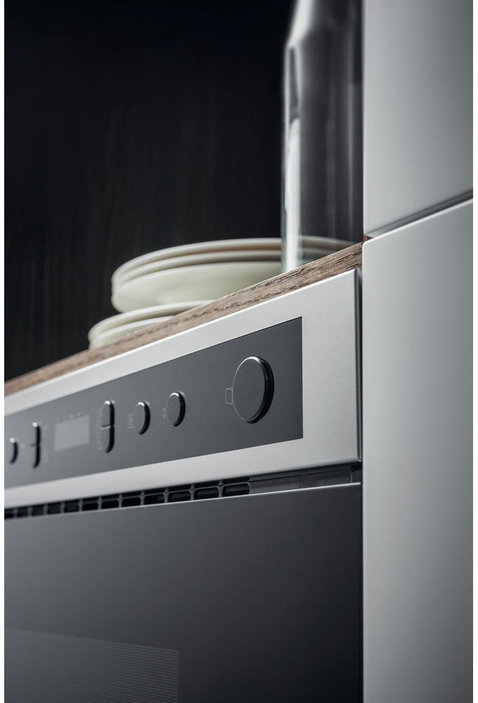 MN 513 IX HA 38,2 x 59,5 x 32 см, 22 л, 4 уровня мощности, технология multiwaves, dynamic defrost, гриль, дисплей, электронное управление, нержавеющая сталь Hotpoint-Ariston Santreyd  - Вид №7