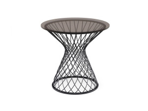 Стальной и хрустальный садовый столик