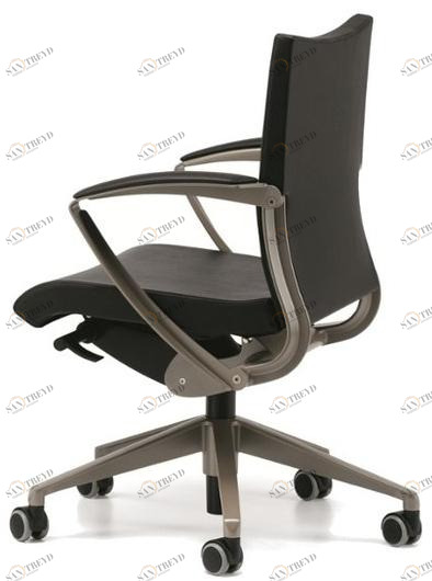 TALIN Офисное кресло в коже с 5 спицами с подлокотниками на колесиках Avia sun-id-1430851