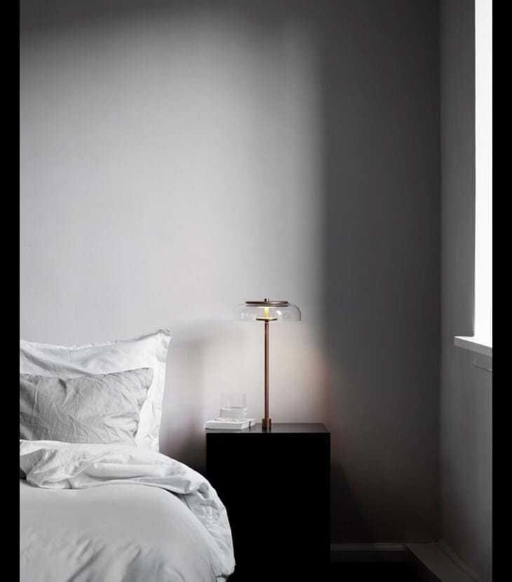 Светодиодная настольная лампа из дутого стекла Nuura Blossi ARCH-00029231 - Вид №4