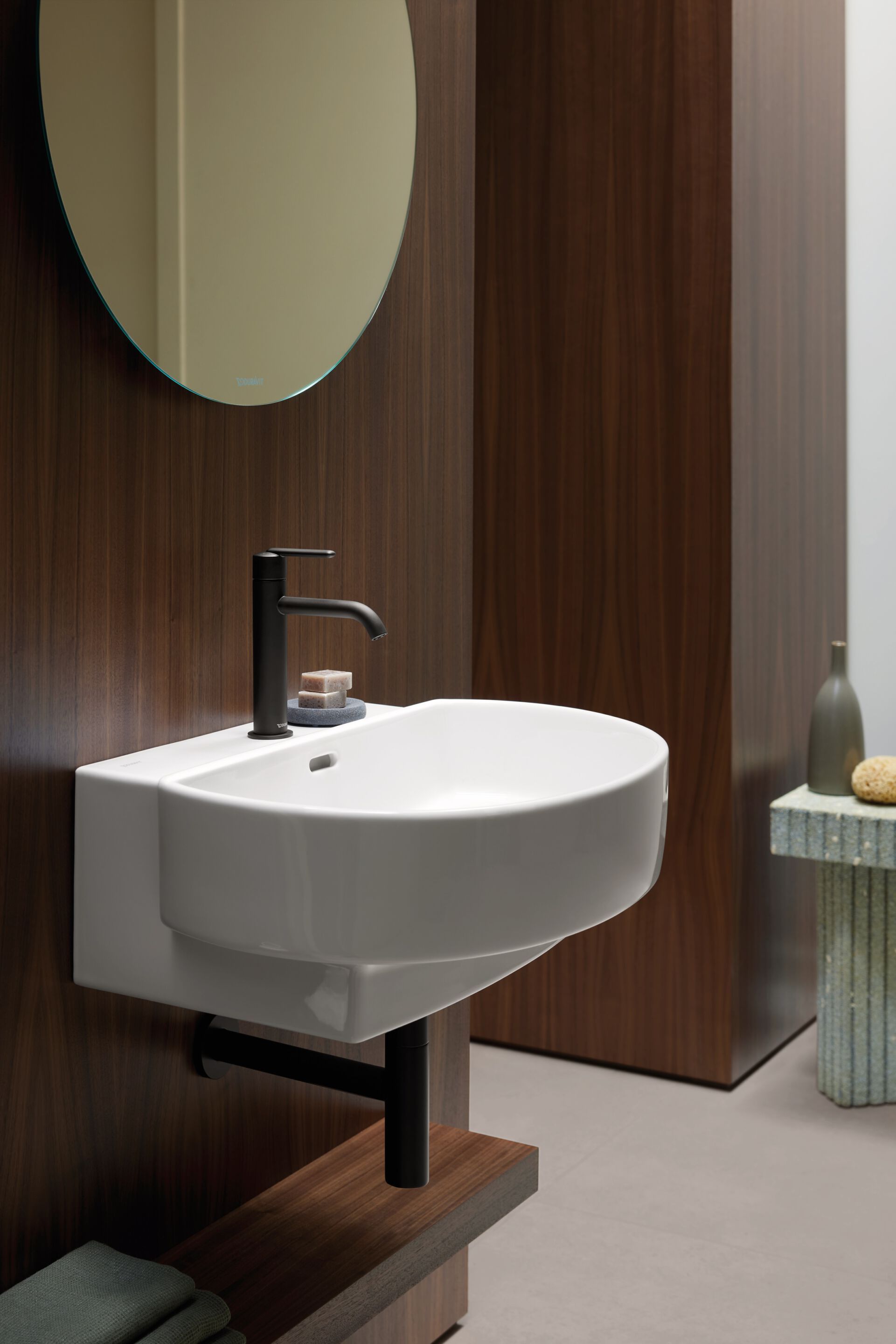 Керамическая овальная подвесная раковина Duravit Balcoon ARCH-00109504 - Вид №3