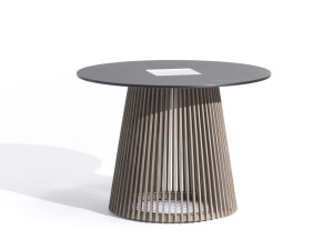 Яркий круглый садовый столик