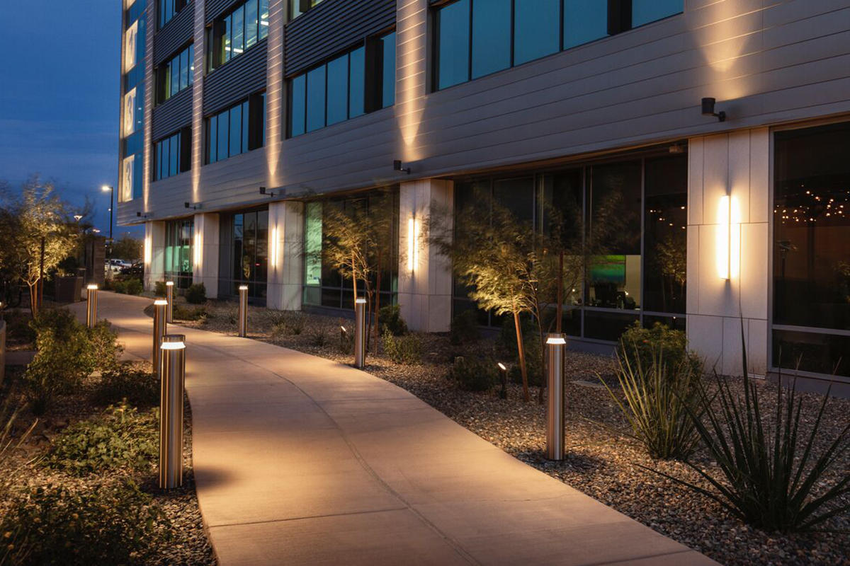 FSRT241 Столбик Helio, серия 600  Forms-surfaces  - Вид №4