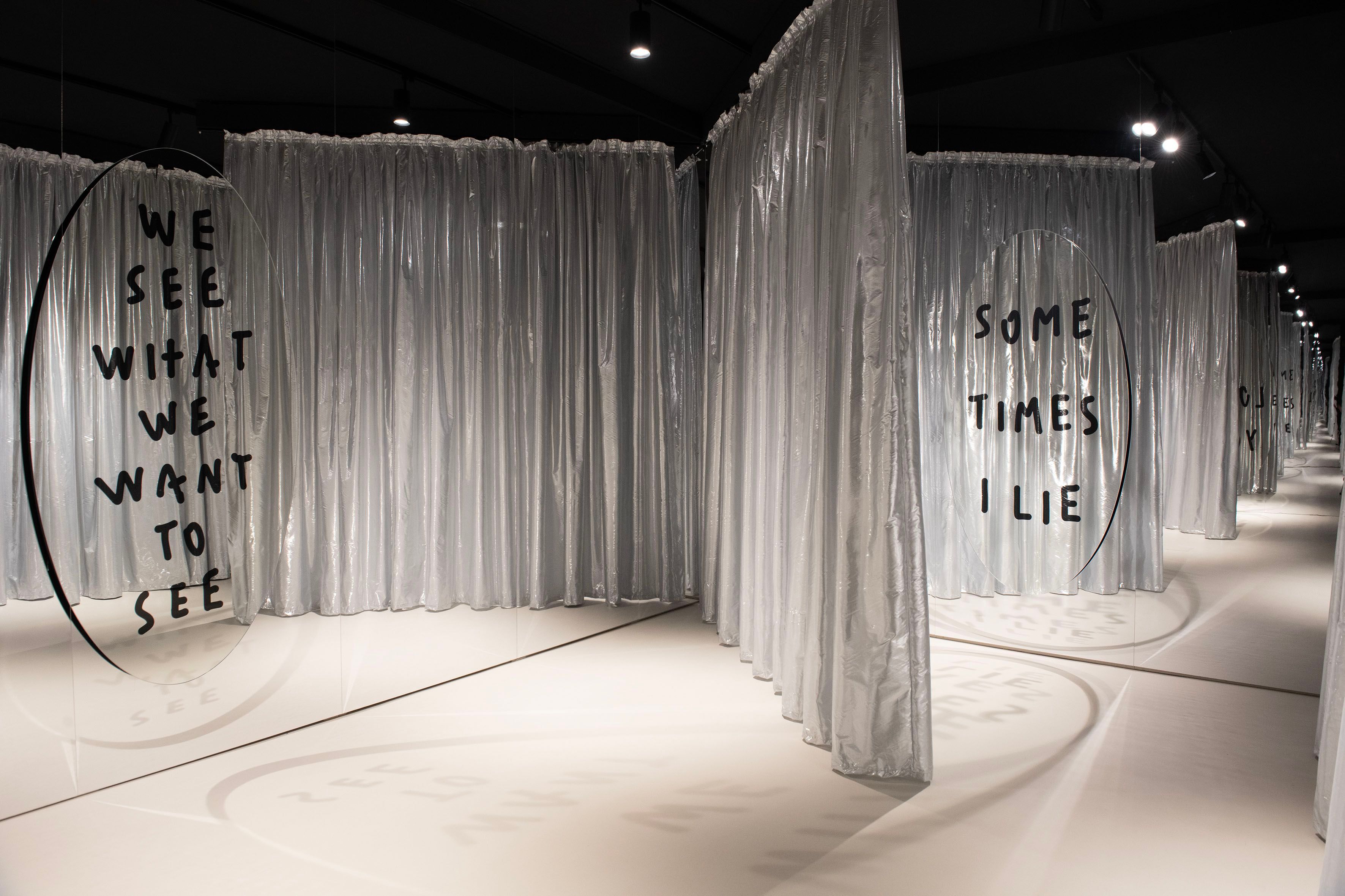 Настенное стекло овальное зеркало CASSINA ME FROM OUTSTIDE ARCH-00102789 - Вид №2