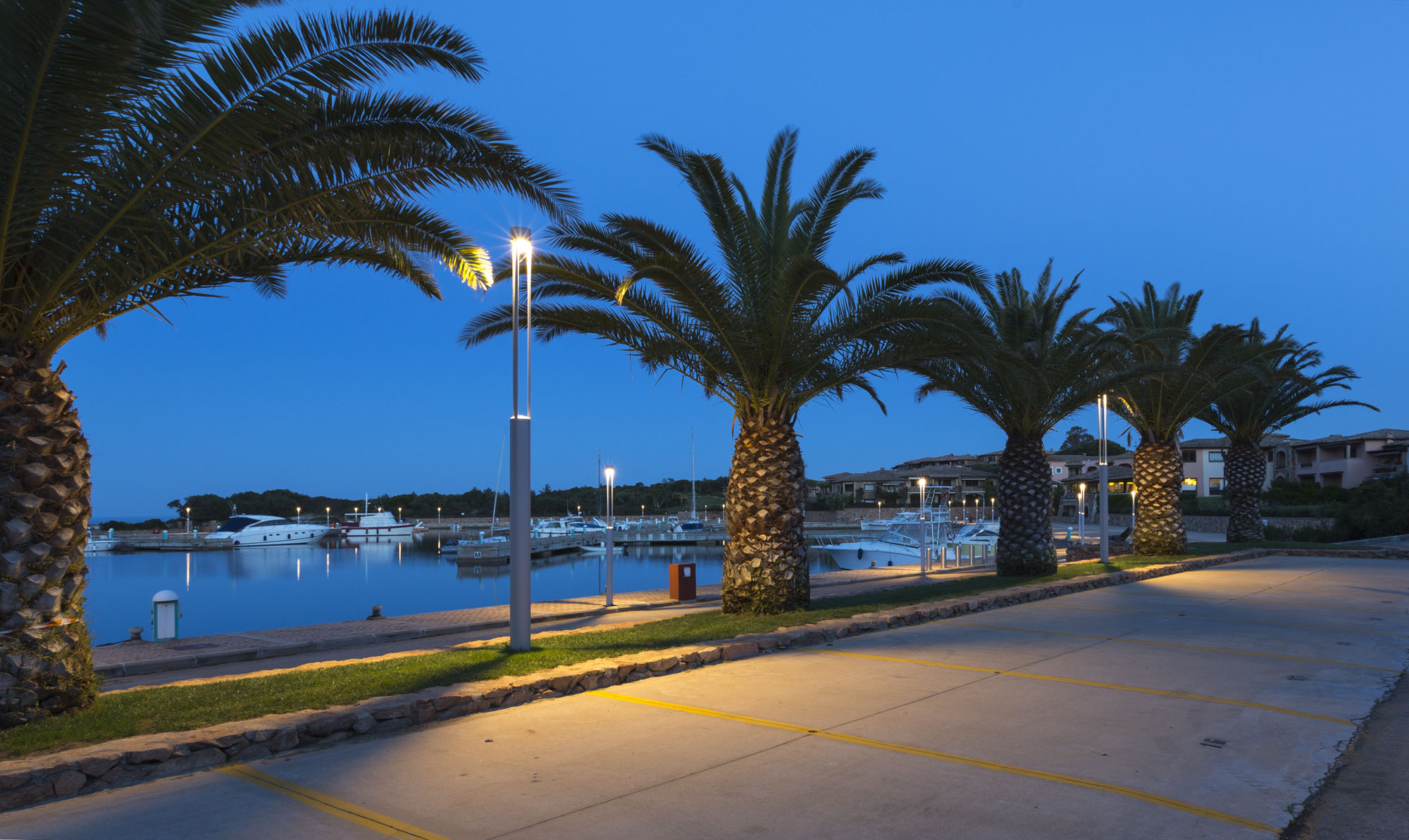 3333664 Уличное освещение  Platek TRIS  TRIS H. 2600 mm - 1 COB LED 4000K - Вид №2