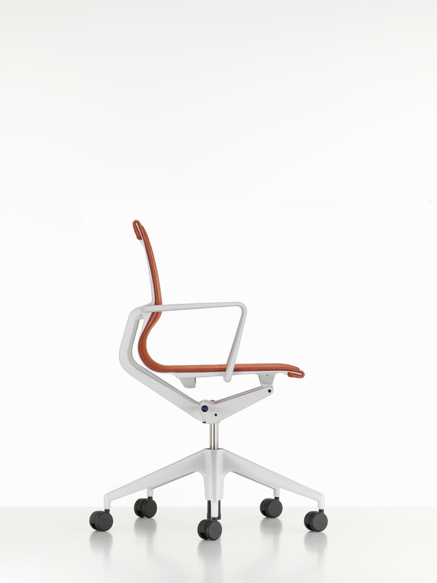 Поворотный операционный офисный стул с подлокотниками VITRA Physix ARCH-00007433 - Вид №1