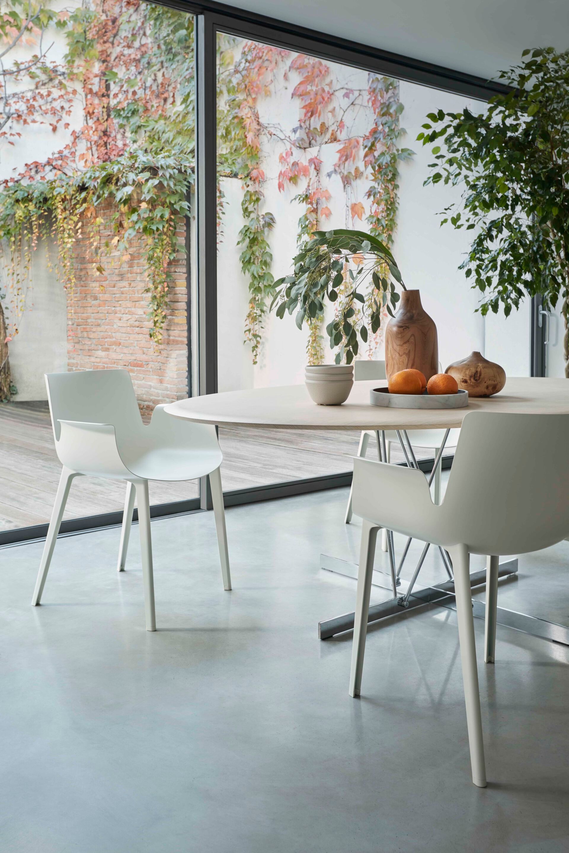 Полимерное кресло с подлокотниками Kartell PIUMA ARCH-00063016