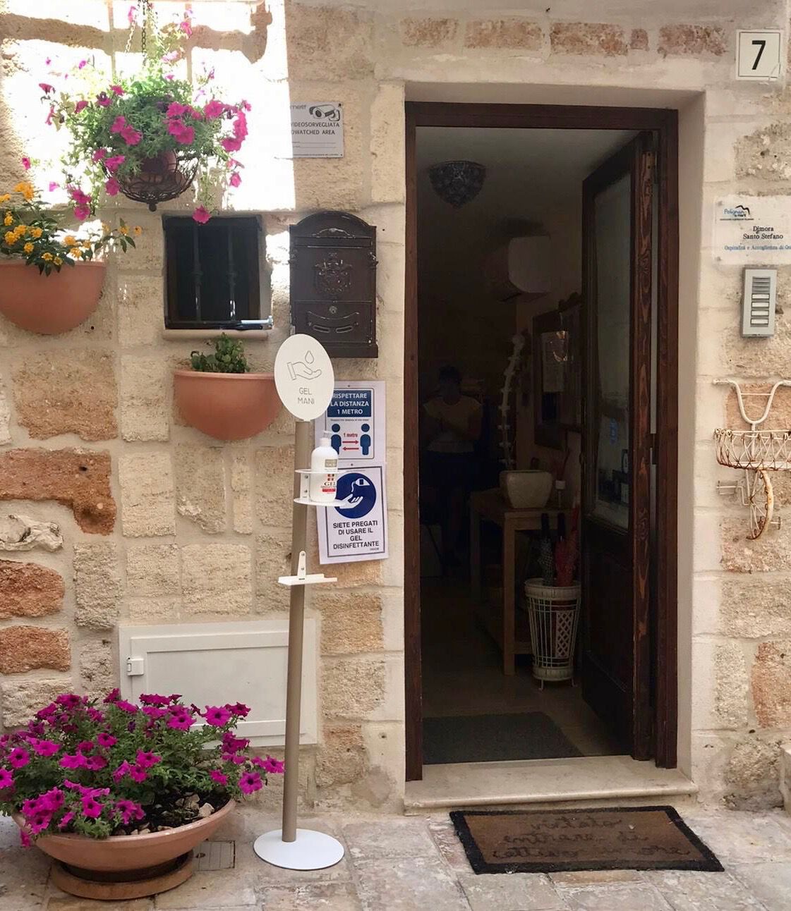 Металлический дезинфицирующий дозатор геля CITYSì SANISTAND LINDO ARCH-00096362 - Вид №4