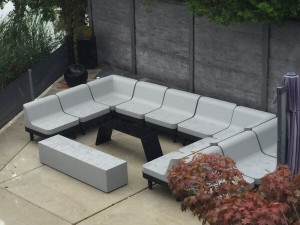 Модульный диван с пенопластовым покрытием