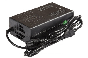 15939543 Зарядное устройство для свинцовых тяговых аккумуляторов 48V20A/H, 2,8A 021952 Rutrike