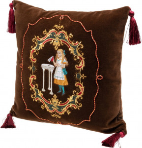 10660412 Торжокские золотошвеи Подушка диванная "В стране чудес" бархат Разм. 40*40 Мод. 906 Бархат