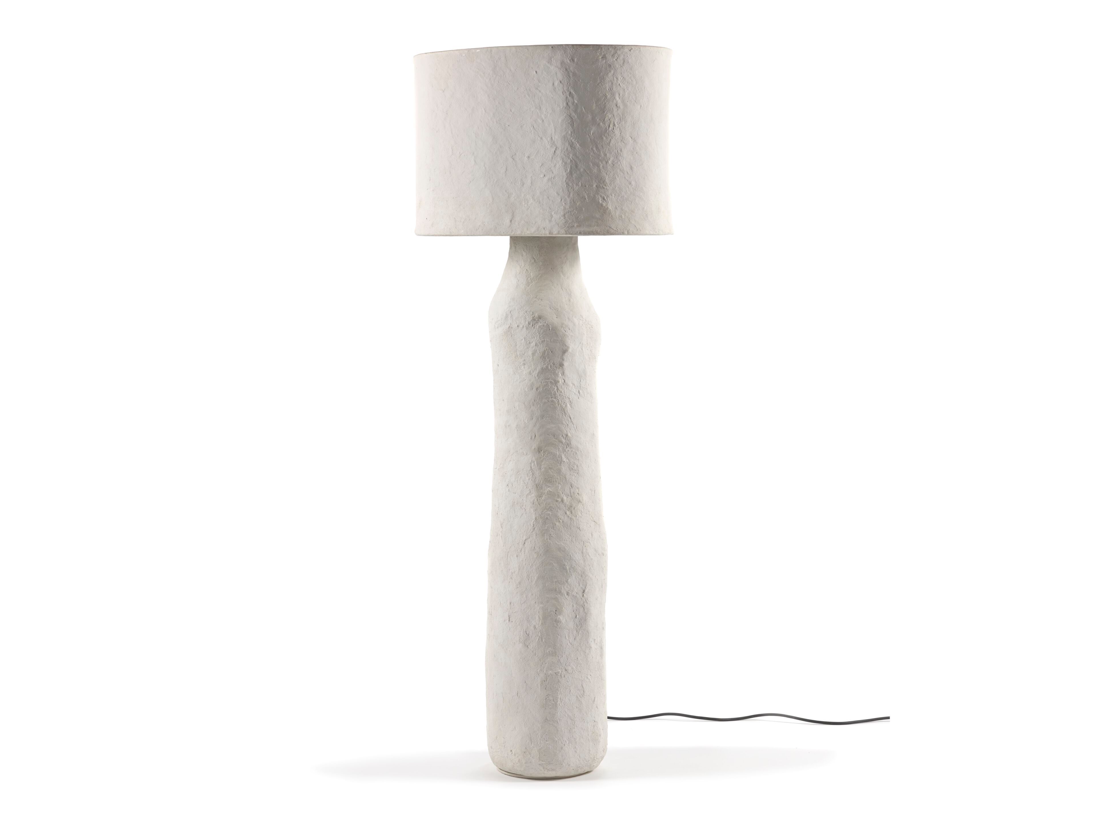 Напольная лампа из пестой бумаги Serax Освещение Мари Михильссен ARCH-00035509