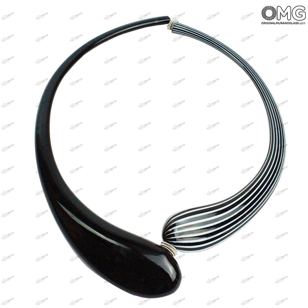 799 ORIGINALMURANOGLASS Колье Дениз черное - белое - муранское стекло OMG 21 см 
