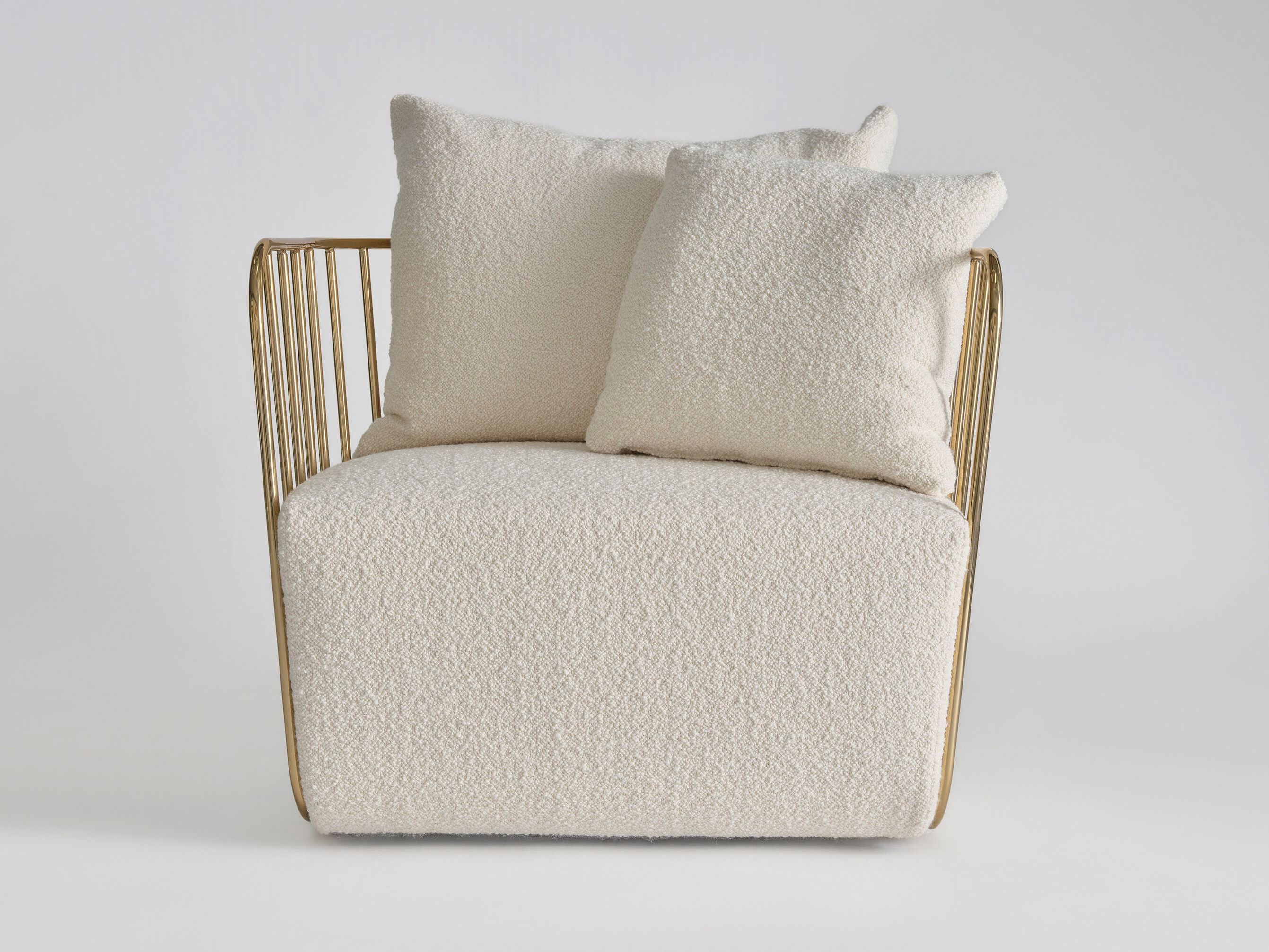 Тканевое кресло с подлокотниками Phase Design Bride'S Veil ARCH-00152355