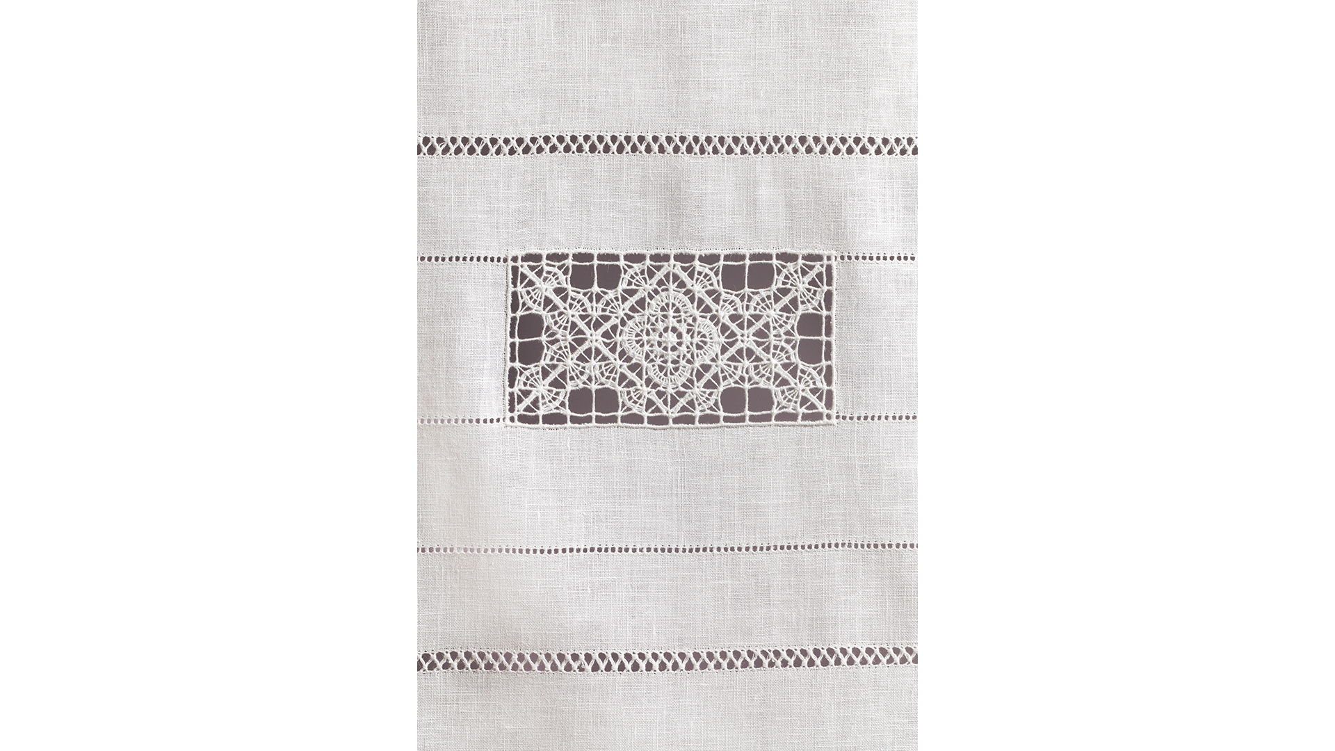 10616527 Крестецкая строчка Скатерть 150x150см Ткань  - Вид №1