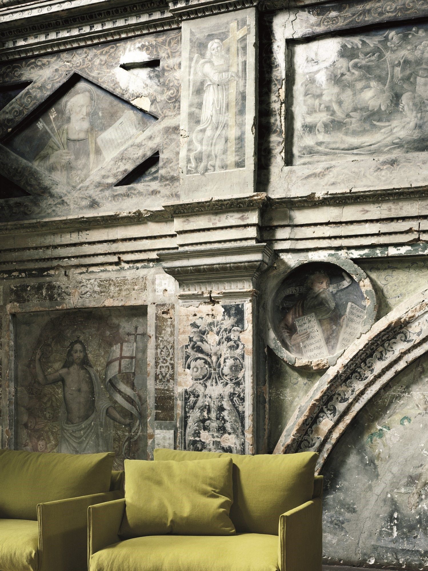 Тканевое кресло с подлокотниками Living Divani сорочка ARCH-00022054 - Вид №1