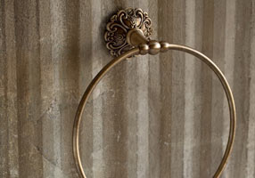 Gentry Home Настенный керамический подстаканник Ivy Темный никель GH100931  - Вид №1