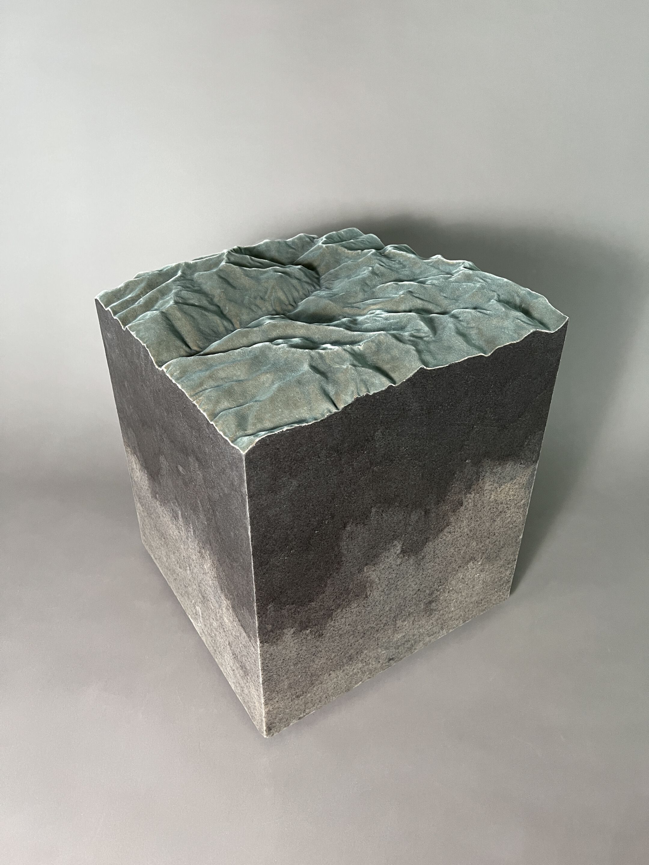 Табурет с бархатной подкладкой alcarol Geomorphic 2023 ARCH-00093189 - Вид №2