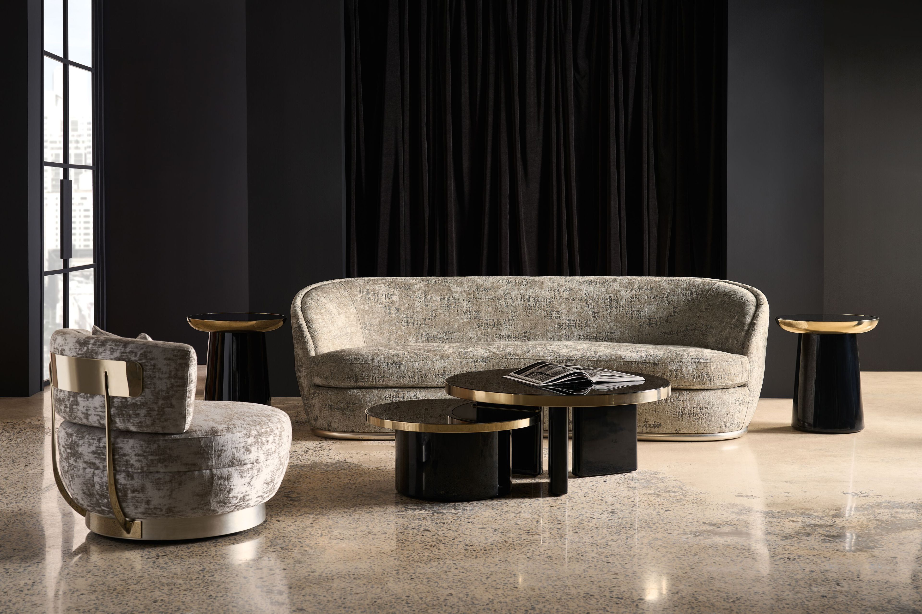 3-местный изогнутый тканевый диван Caracole NEBULA ARCH-00127169 - Вид №1