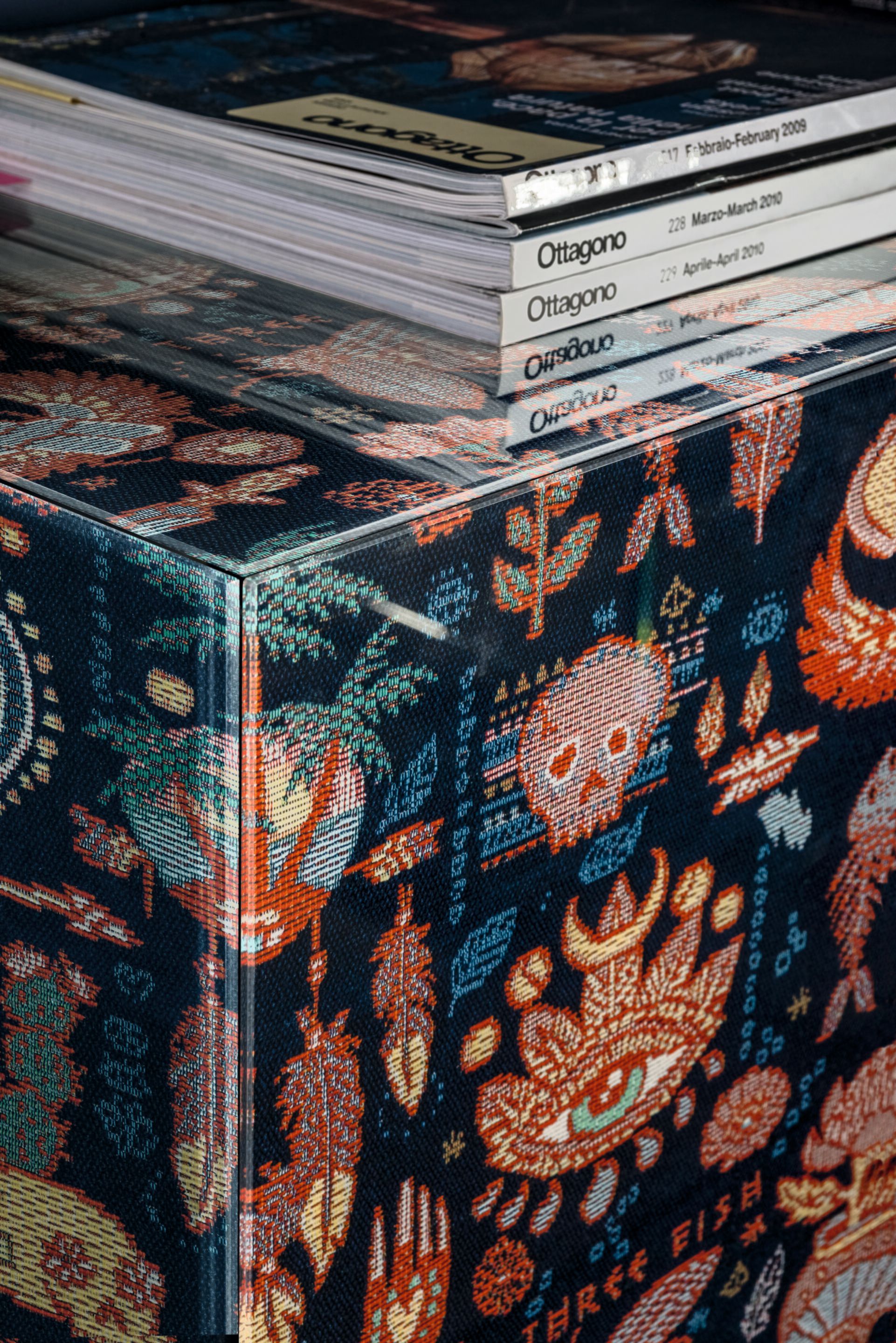 Стеклянный шкаф Lago ARCH-00030605 - Вид №1