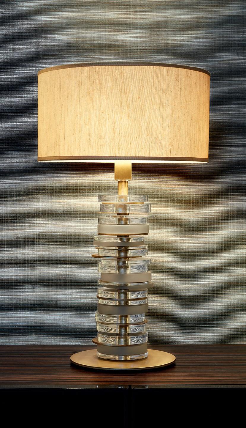 Paolo Castelli Настольная лампа из стекловолокна и латуни  Ill.ambr.410  - Вид №2