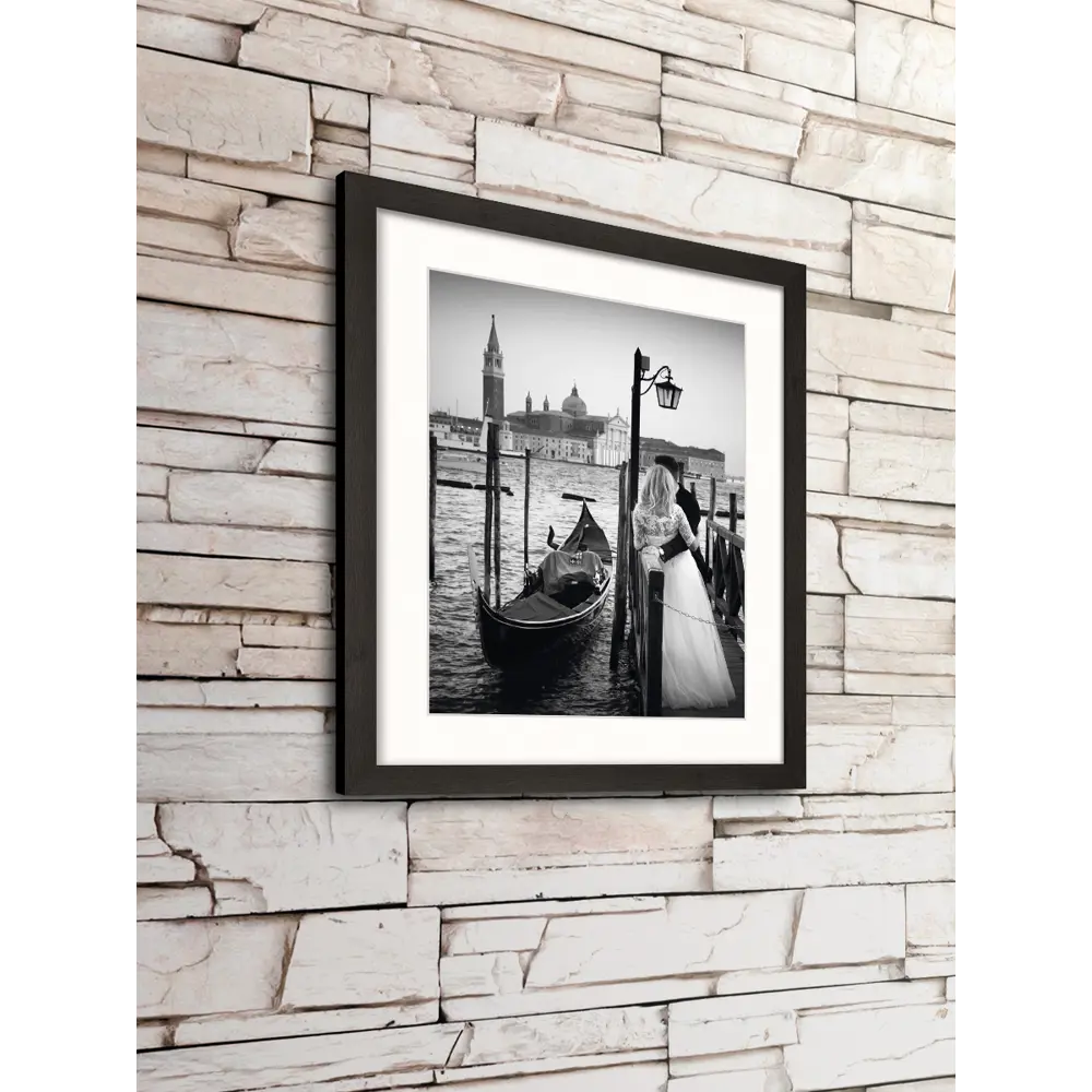 Картина в раме Молодожены в Италии 33x40 см цвет разноцветный POSTERMARKET STLM-2085826 - Вид №3