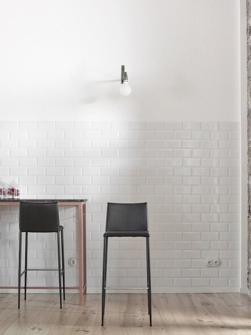 ONDARRETA Высокий табурет из ткани со спинкой Moka sun-id-1458072 - Вид №9