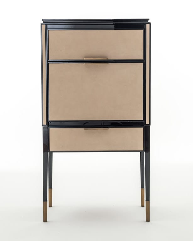 Кожаный шкаф с откидными дверцами OAK Милан ARCH-00087422 - Вид №1