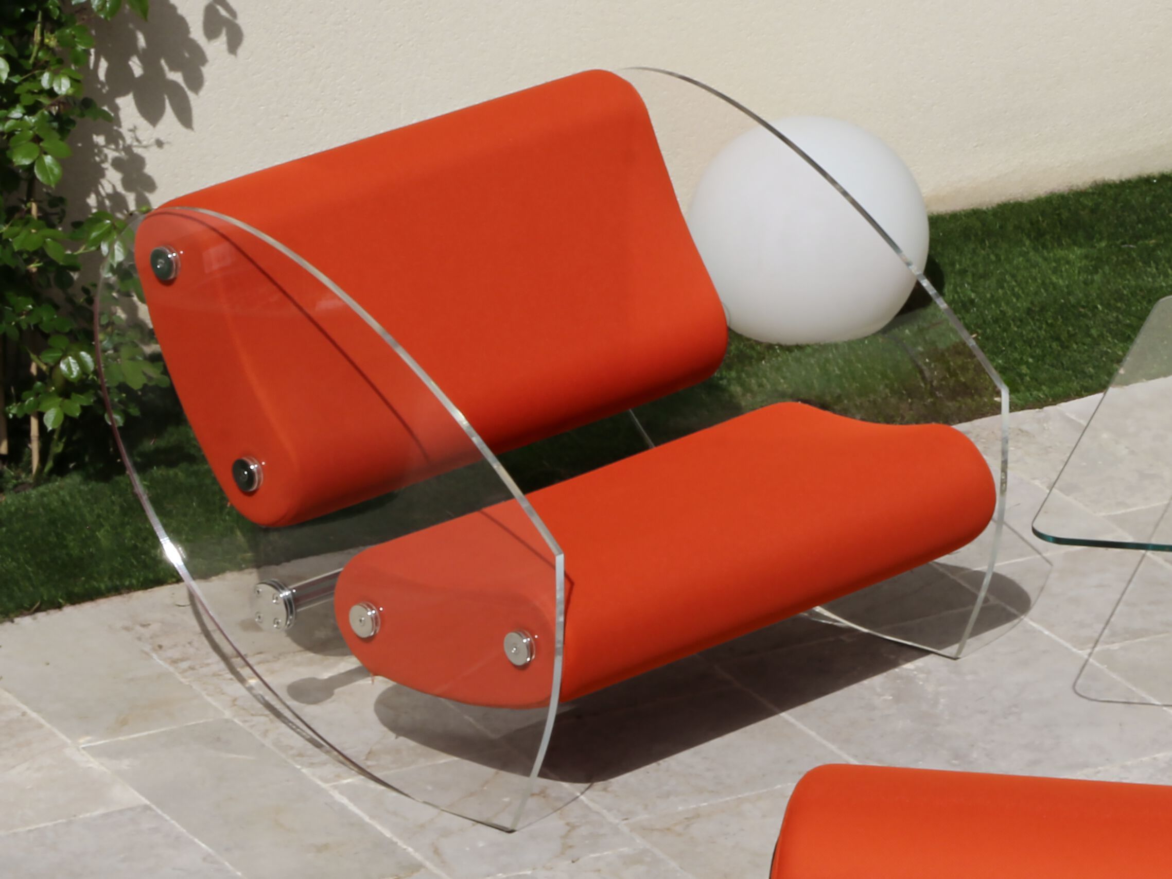 Кресло с подлокотниками KUUMO MW07 ARCH-00131334