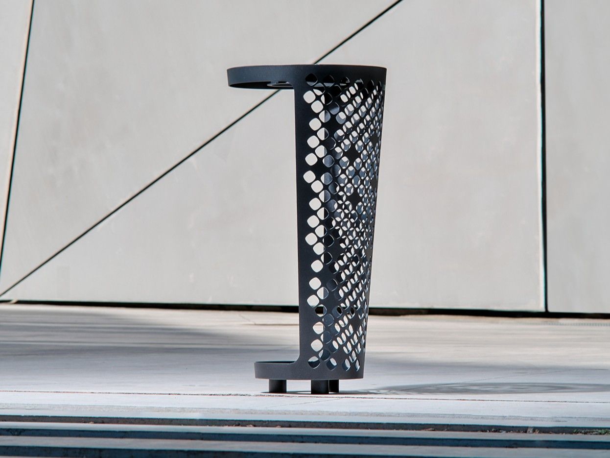 Наружная стальная стойка для мусора CYRIA Elinium ARCH-00062621