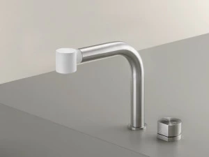 Ceadesign Смеситель для кухни из нержавеющей стали на два отверстия с выдвижным ручным душем Neutra Neu 54