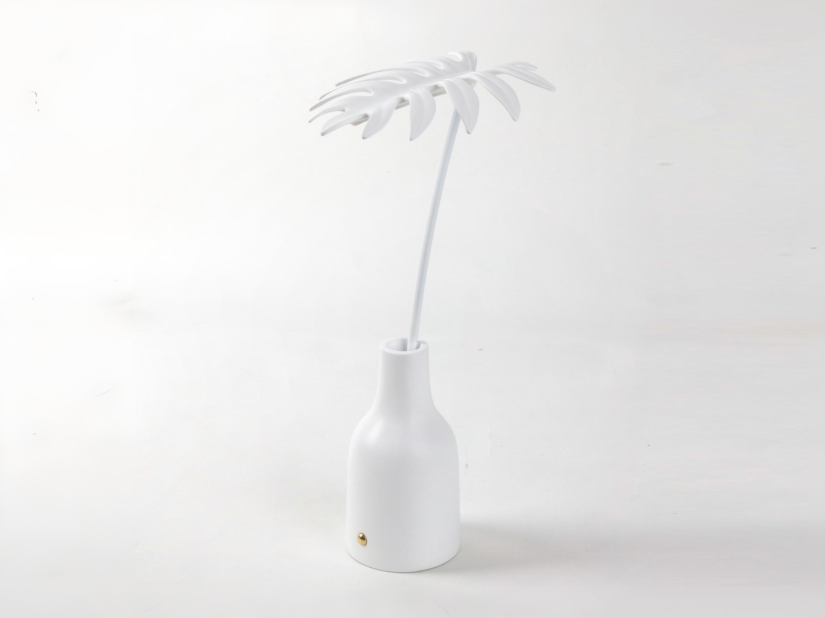 Светодиодная настольная лампа из смолы Seletti LEAF LIGHT STELLOU ARCH-00061856