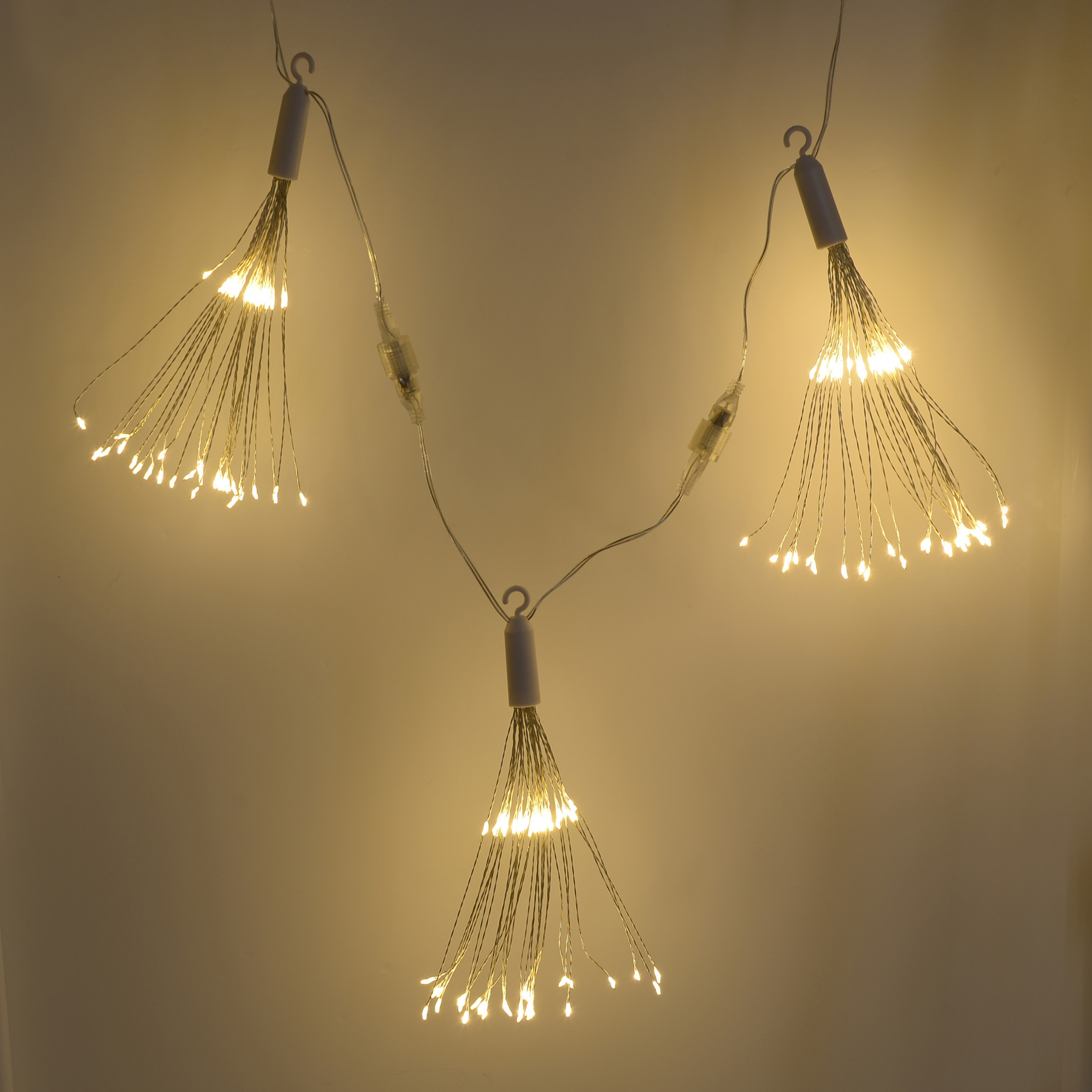 2870974.0017 ГИРЛЯНДА 60LED TO4ROOMS 