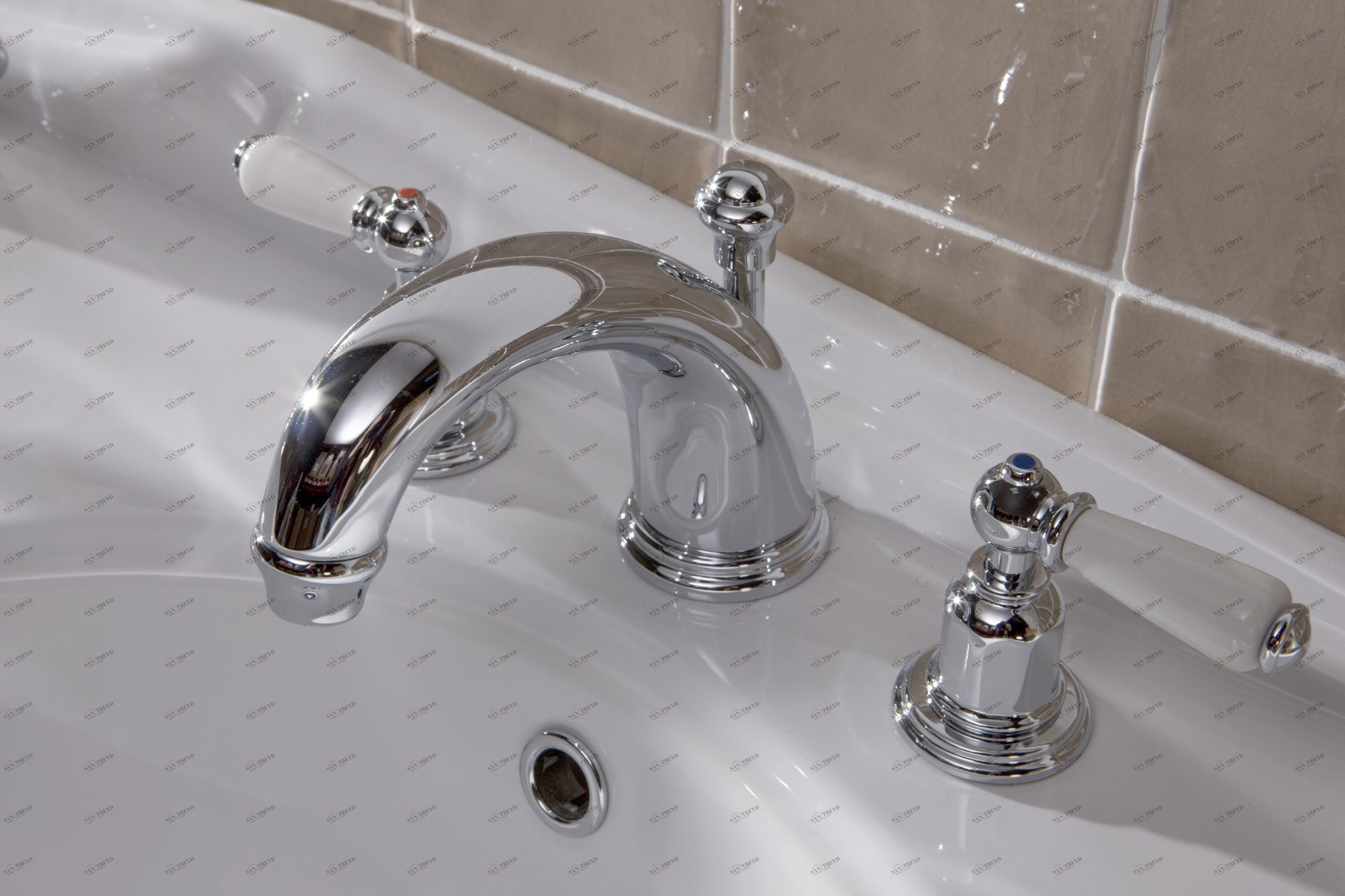 Traditional bathrooms LEVER Waschtisch 3-Loch Mischbatterie Pr3700/nk 