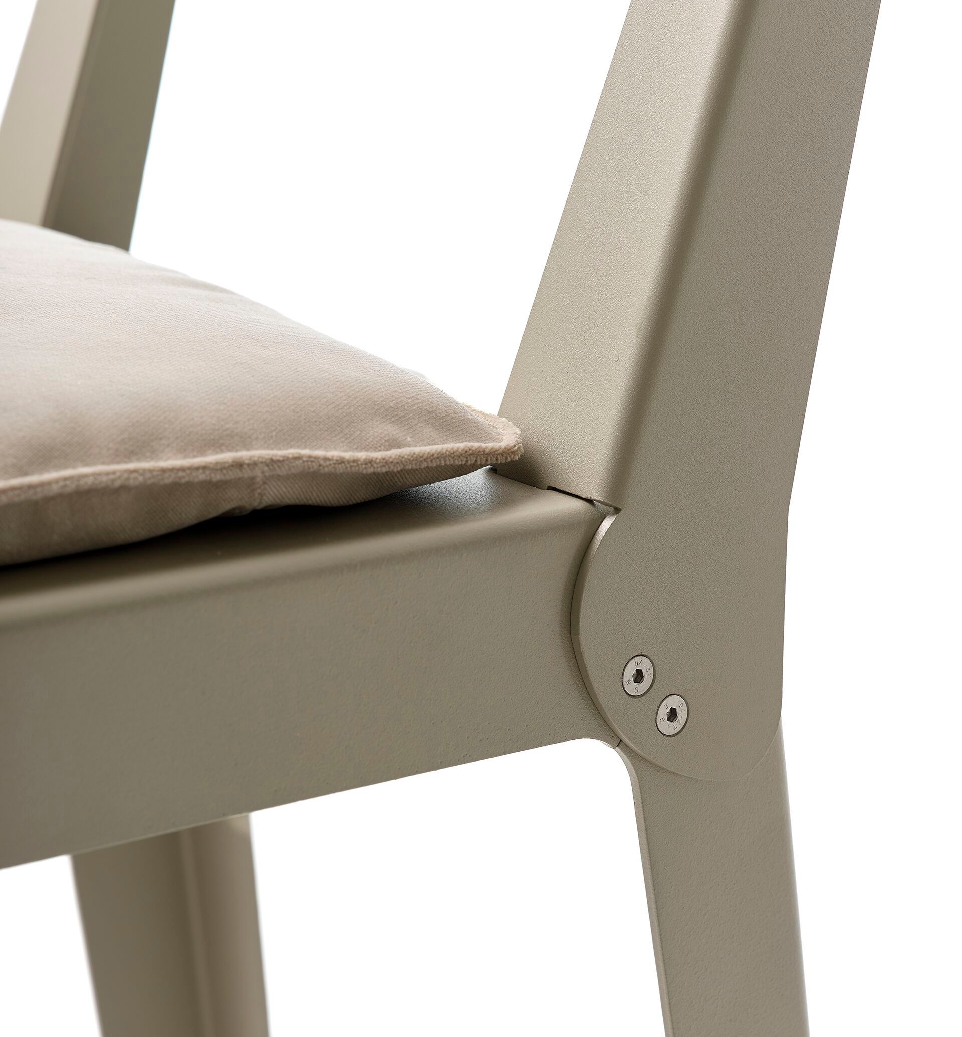 Высокий стул из листового металла с подставкой для ног EPÒNIMO Alu ARCH-00082033 - Вид №10