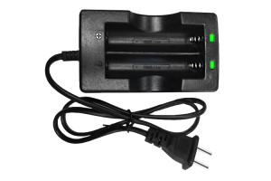 15740825 Зарядное устройство WF-139 ЗУ 18650 Li-Ion + автоадаптер A02001 Armytek