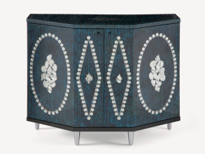 Маленький шкаф