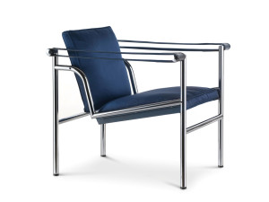 Кресло с подлокотниками