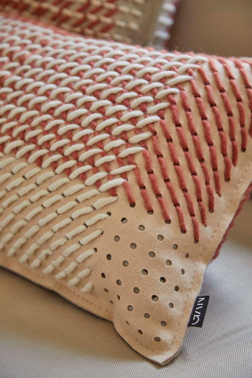 GAN Прямоугольная подушка из ткани Canevas geo sun-id-1350944 - Вид №5