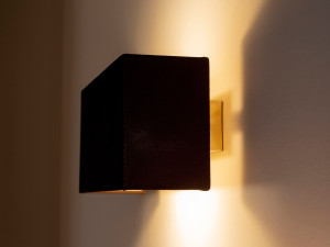 Латунный светодиодный настенный светильник