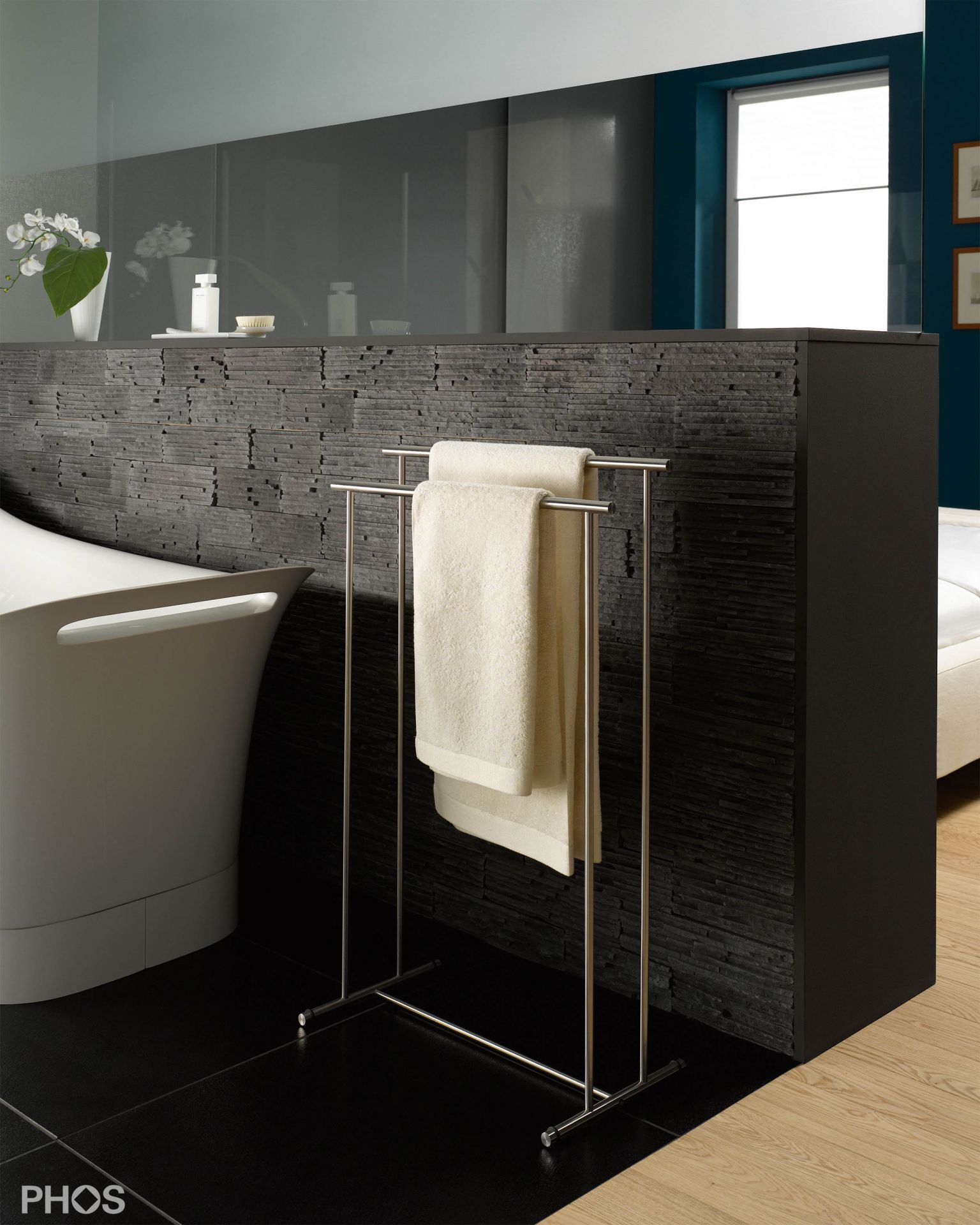 HTB2 Полотенцесушитель с 2 полотенцесушителями PHOS  - Вид №1