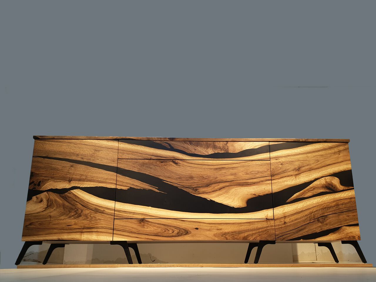 Шкаф из орехового дерева и смолы с распашными дверями Legnor LEG2408746 / LEG2408755 / LEG2408753 ARCH-00026945 - Вид №6