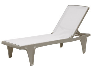 Шезлонг с откидной спинкой
