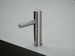 Quadrodesign Смеситель для умывальника Stereo