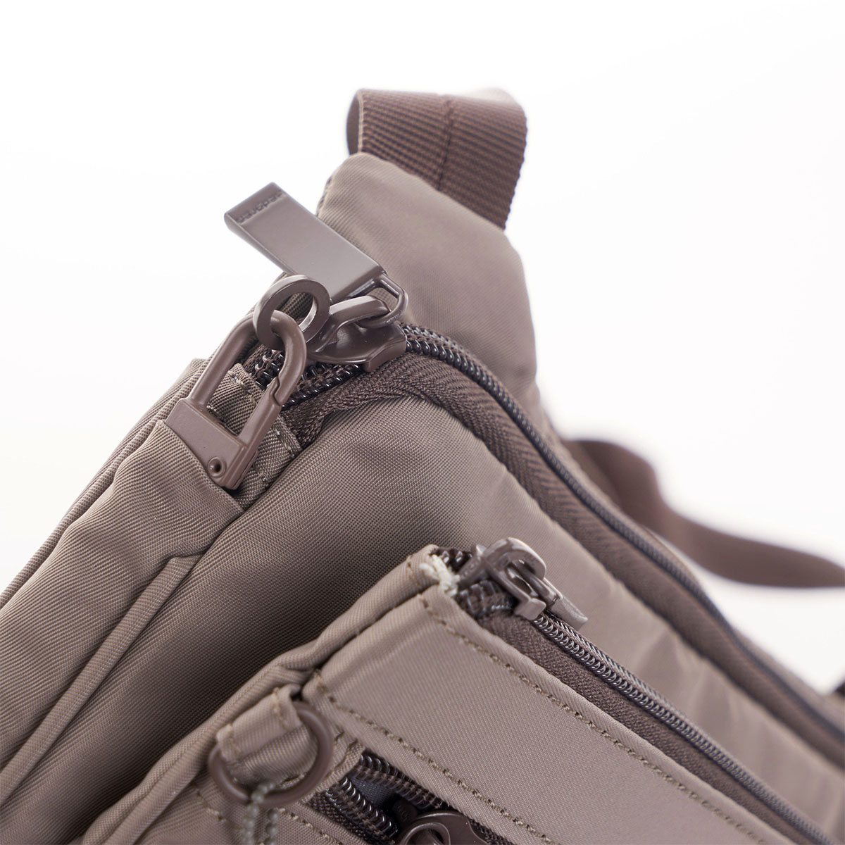 HIC412/316-01 Сумка плечевая HIC412 Sally Crossover Bag RFID Hedgren Inner City  - Вид №3