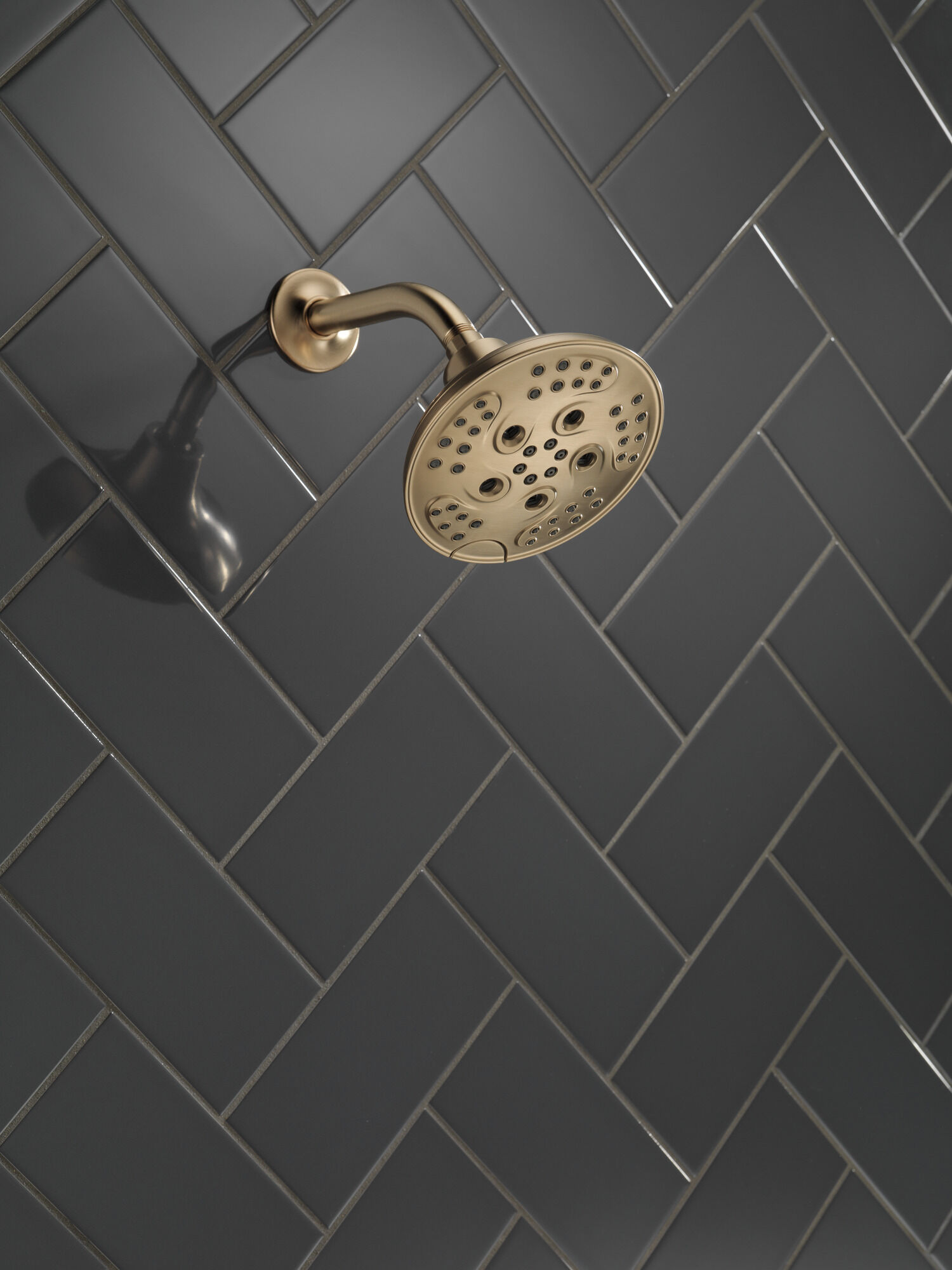 52666-CZ H2Okinetic® Переходная душевая лейка Raincan с 5 настройками Delta Faucet Universal Showering Шампанское бронза  - Вид №8